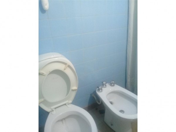 CASAQUINTA SAN ANTONIO DE PADUA C/PISCINA EN PADUA SUR A 10 CDS CENTRO,LOTE 33X62, 6 AMB.200M2