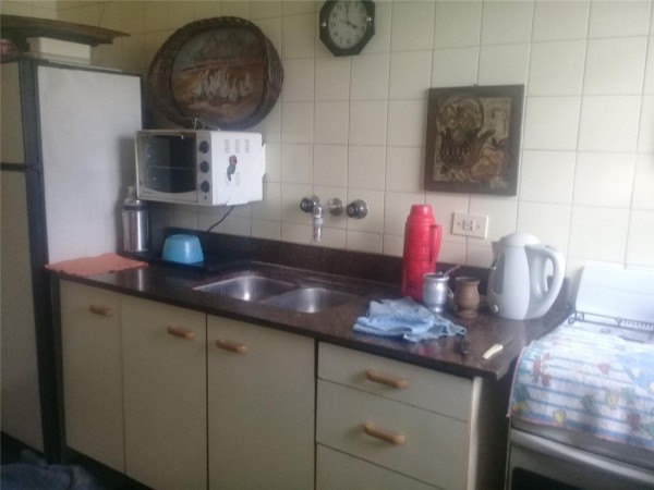 CASAQUINTA SAN ANTONIO DE PADUA C/PISCINA EN PADUA SUR A 10 CDS CENTRO,LOTE 33X62, 6 AMB.200M2
