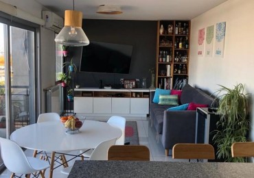 OPORTUNIDAD! CASA EN PH AL FRENTE C/ COCHERA Y JARDIN , HAEDO A 3 CUADRAS DE LA ESTACION