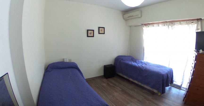 VENTA CHALET SAN ANTONIO DE PADUA  6 AMB  2 PTS TODO A NUEVO, GARAGE DOBLE, PISCINA DE 11X6 S/ LOTE DE 53 MTS DE FONDO